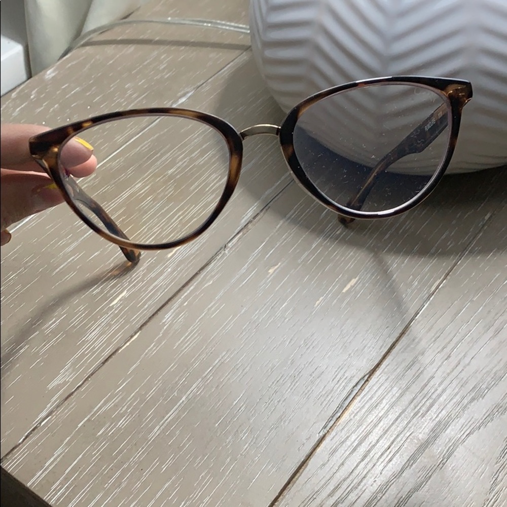 Eyeglasses